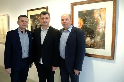 Luboš Lackovič, Martin Augustín, Jozef Mitošinka na výstave Martina Augustína v Danubiana Meulensteen Art Museum