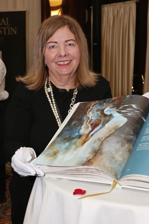 Gabika Belopotocká, vydavateľka knihy Texty v Obrazoch, Obrazy v Textoch